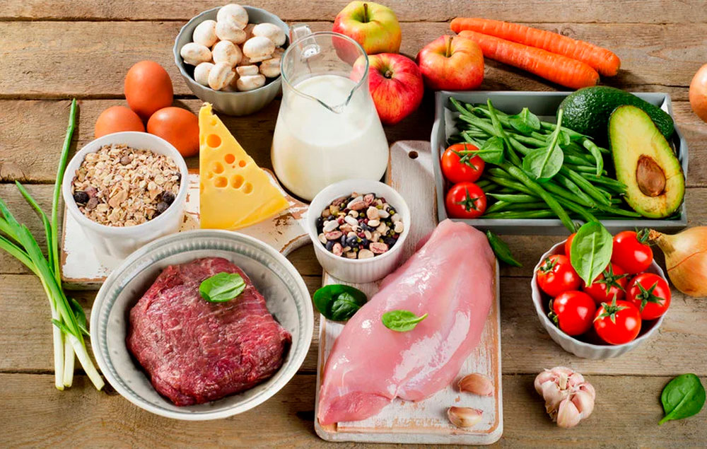 Tedenski jedilnik brez stresa: kako jesti zdravo in organizirano